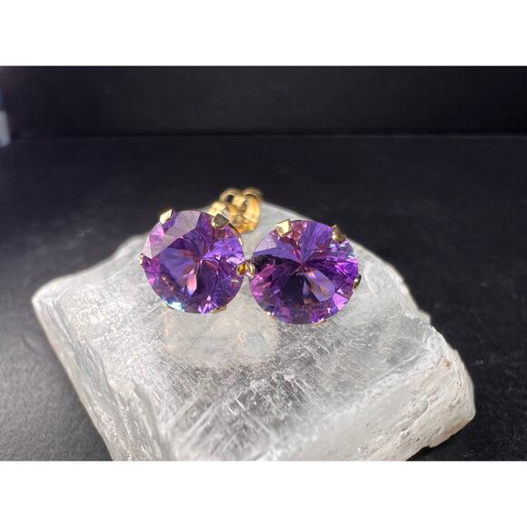 14K Yellow Gold Color Shift CZ Stud Earrings 8.2mm - Picture 3 of 16